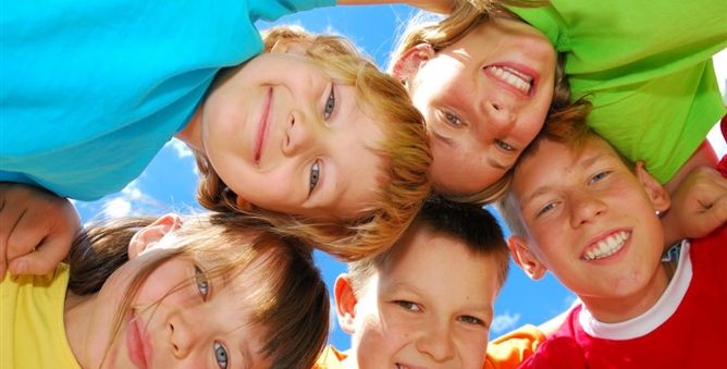 How To Help Little Shy Children Introduce Themselves