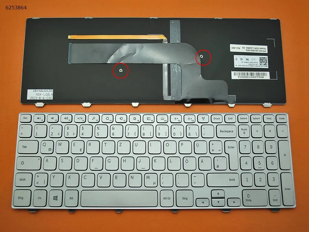 Picture of Dell Inspiron 15-7000 Series 7537 SILVER FRAME SILVER (Backlit,Win8)