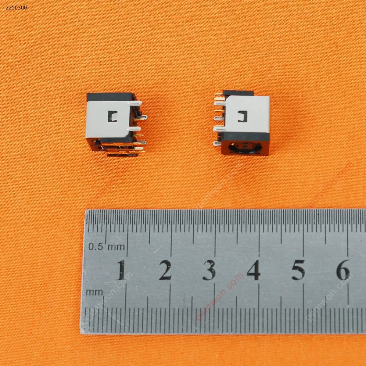 Picture of DELL Inspiron 1150 1501 5150 5160 6000 8500 8600 9100 9200 9300 9400 500M 600M 640M 700M E1705,XPS M170 XPS Gen2 XPS M1710 XPS M1210 XPS M2010,DELL Latitude 100L D400 D410 D500 D505 D510 D520 D600 D610 D800 D810 E4200 E4300 E5400 E5500 E6400 E6500 E6400 ATG, XFR D630,ATG D620,ATG D630,HP NX6310, NX6315,NX6320,NX6325,NX6510,NC4400,NC6320,NC6400,TC4400,2230S,6510B,6515b,6710B,6715B,6715S,
6910P