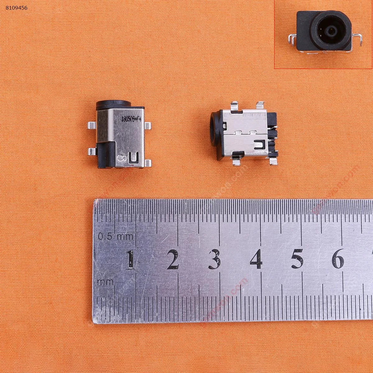 Picture of SAMSUNG NP700Z3A NP700Z5B NP700Z5C