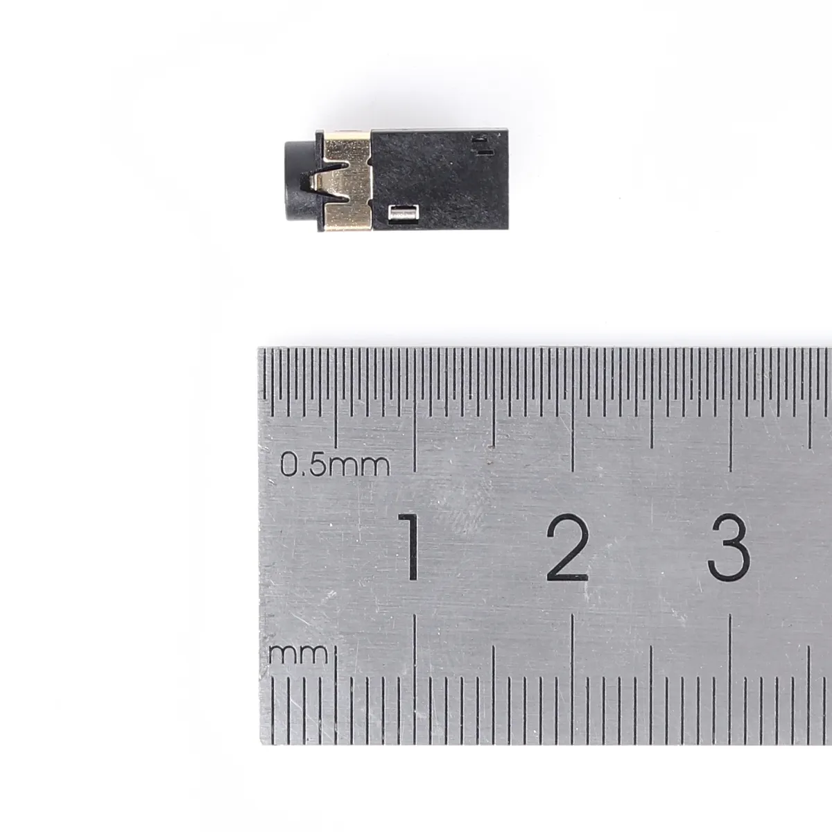 Picture of PJ-342E 3.5 Headphone Jack 6pin Dip SMD Dual Channel Dual Switch Audio Bus Temperature 260℃