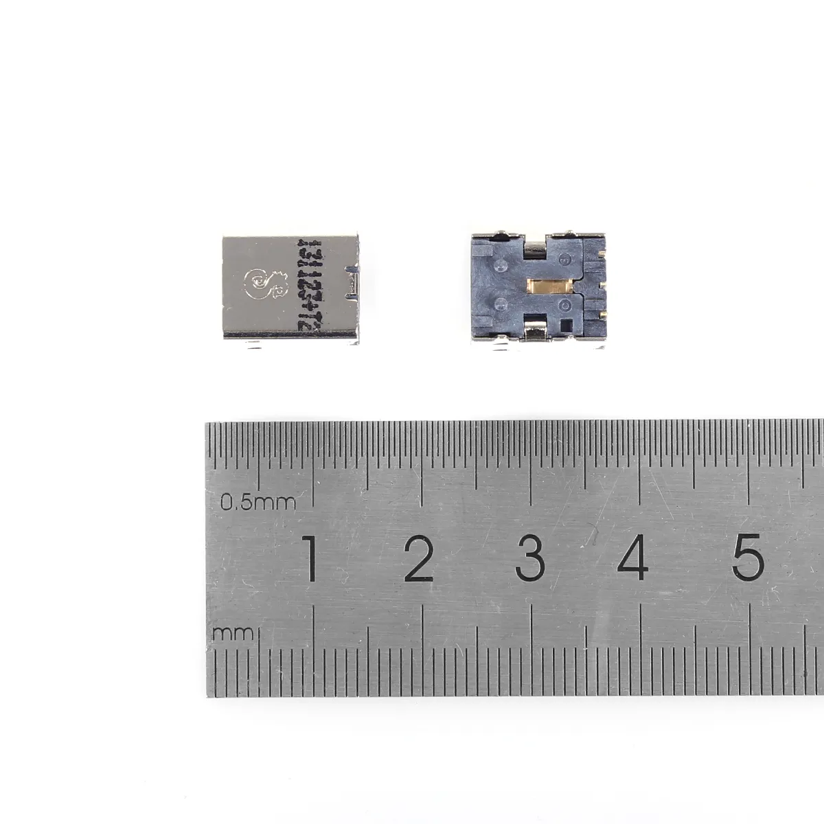 Picture of Dell Inspiron 9300 , 9400 , 500M, 600M, 630M DC jack