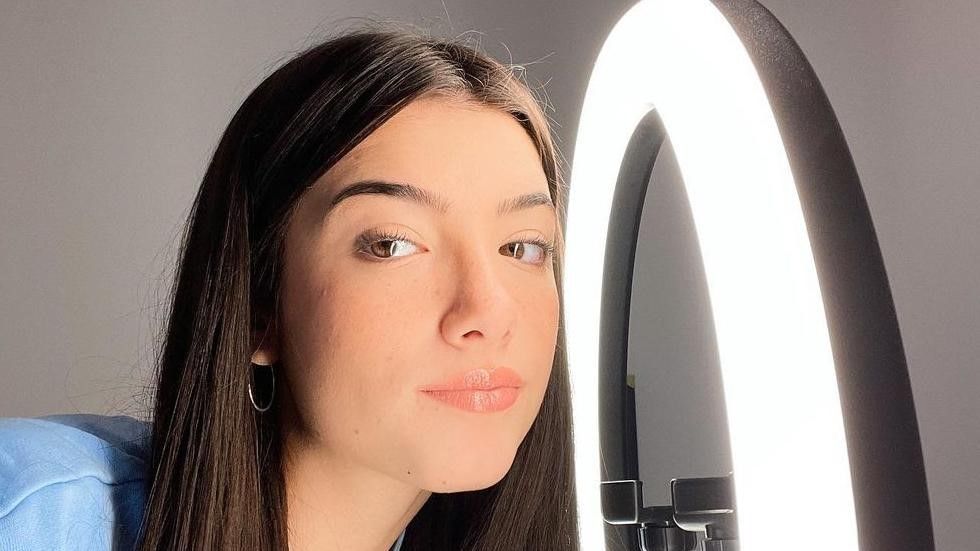 ring light for instagram pictures