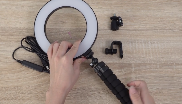 How to install and use the AIXPI ring fill light? How to install and use the AIXPI ring fill light?