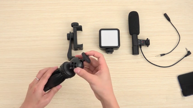 AIXPI video Microphone LED Light Kit Mini Tripod