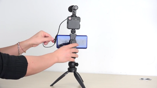 AIXPI video Microphone LED Light Kit Mini Tripod