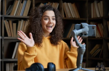 How to maintain the tripod head?