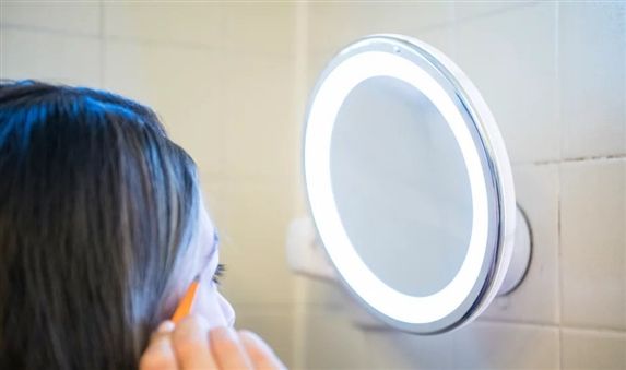 The Best Makeup Ring Light for Travel