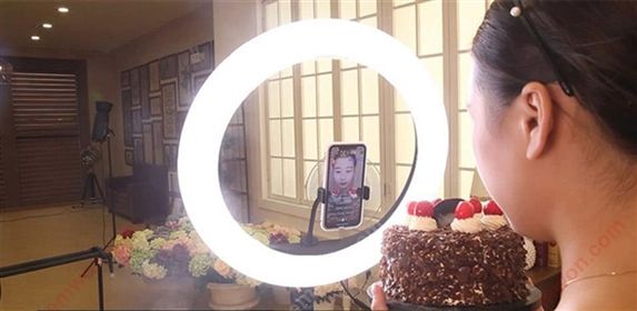 How to film makeup videos?