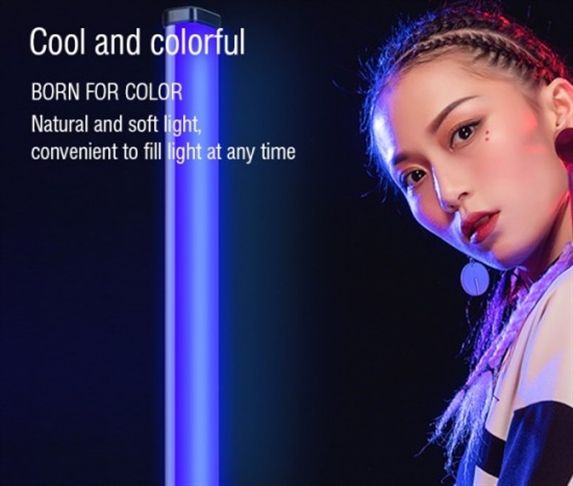 How to use AIXPI Hand-held RGB fill light?