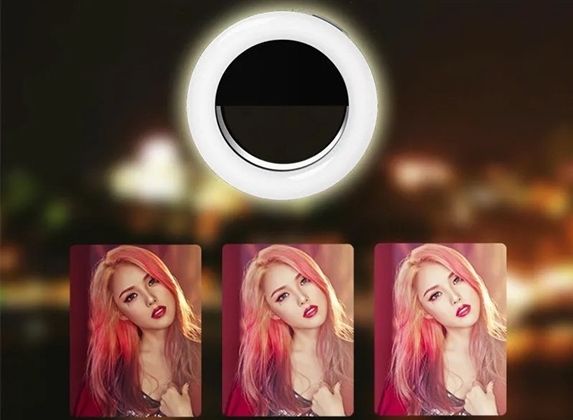 How to adjust the light in live broadcast