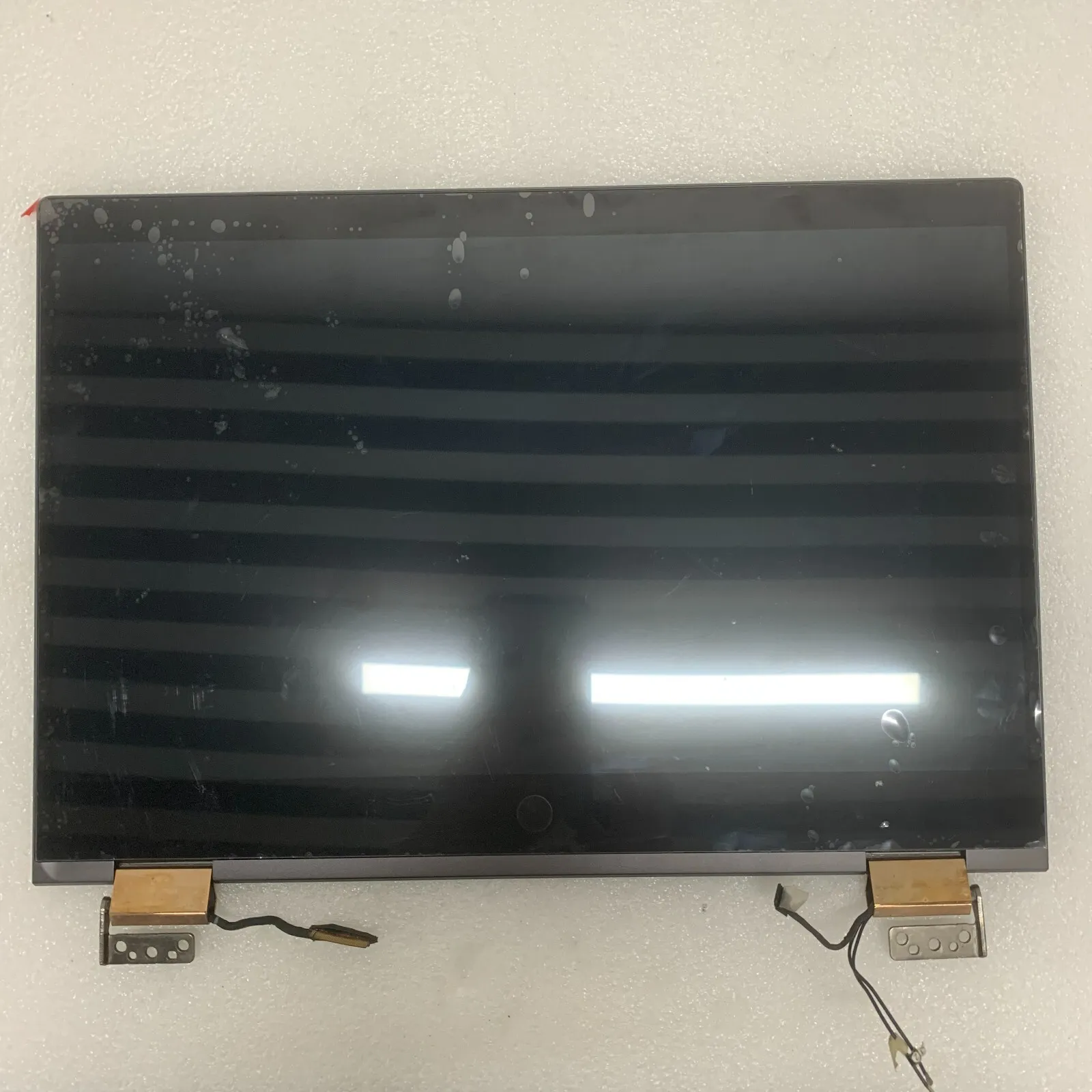 Picture of L15596-001 HP SPECTRE X360 15-CH 15T-CH000 15-CH004NA UHD TOUCH SCREEN HINGE UP